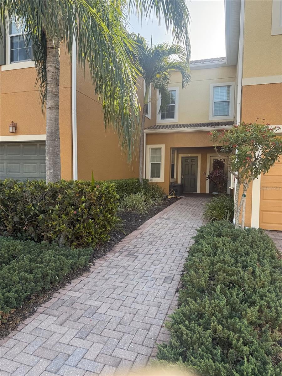 7814 Moonstone Dr unit 6-104, Sarasota, FL 34233 - photo 1