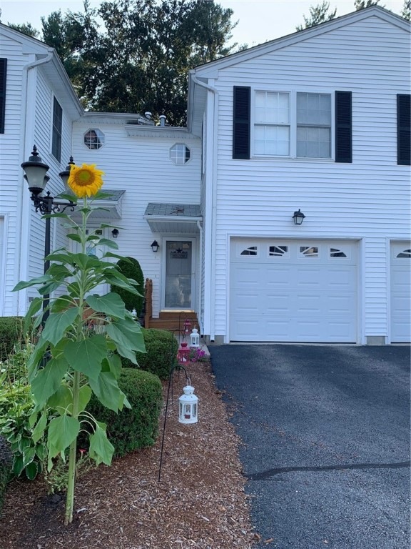 450 Providence St unit 7, West Warwick, RI 02893 - photo 1