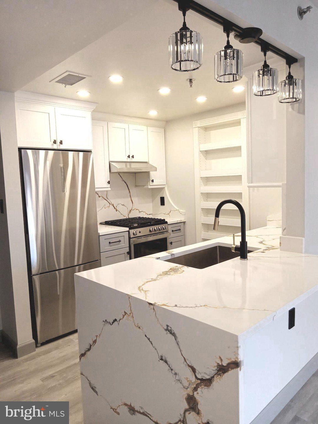 The Christopher Condominium, Bethesda, MD 20814 - photo 1