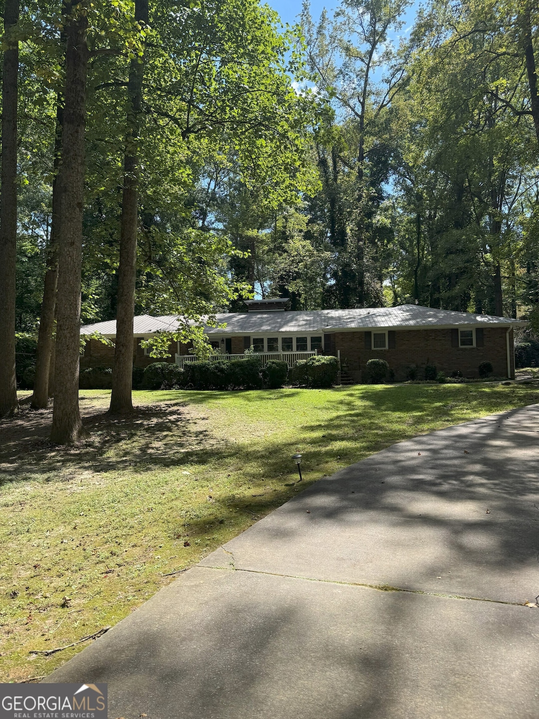 173 Brookside Dr, Elberton, GA 30635 - photo 1