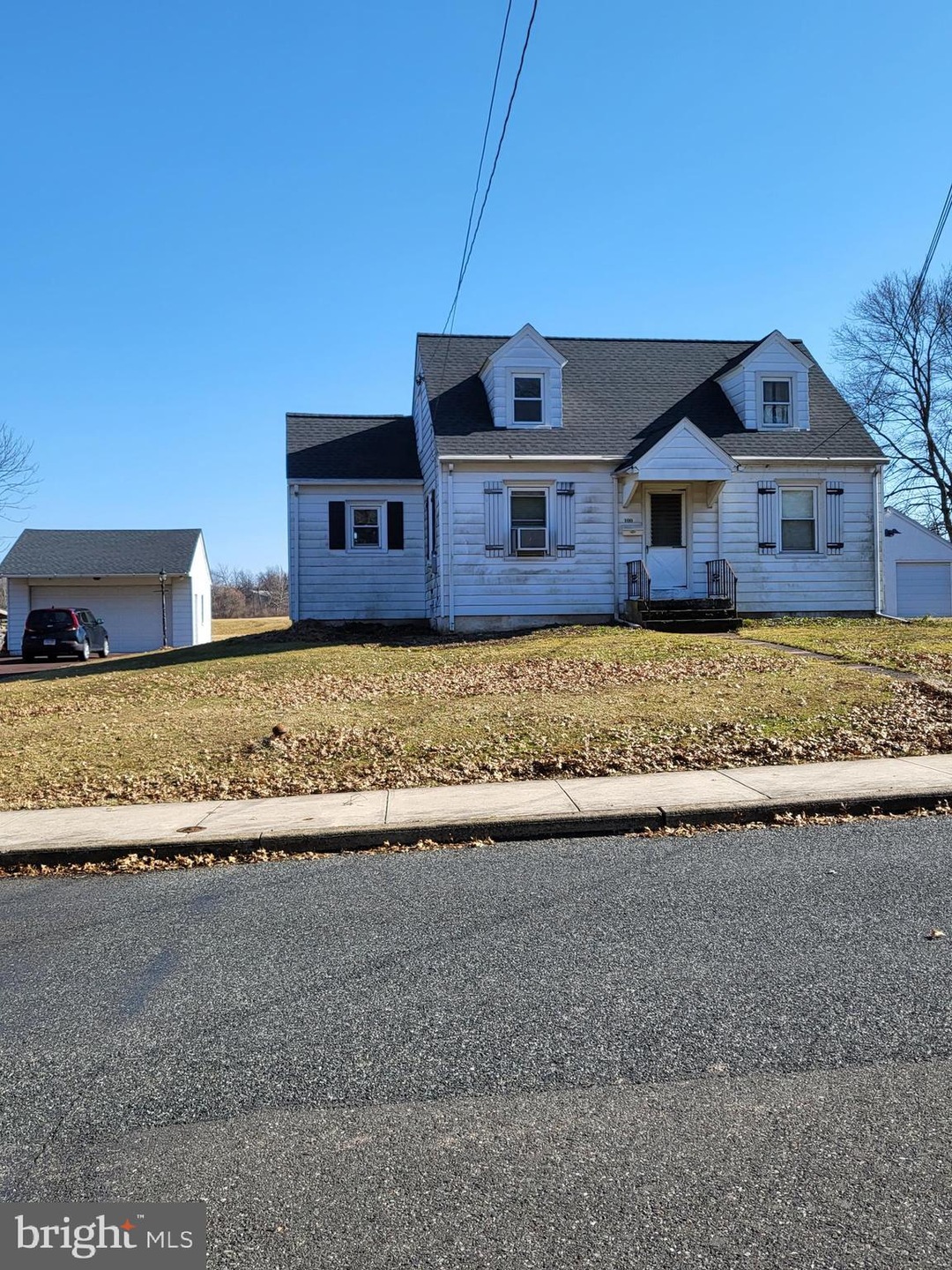 100 Erie Ave, Telford, PA 18969 - photo 1