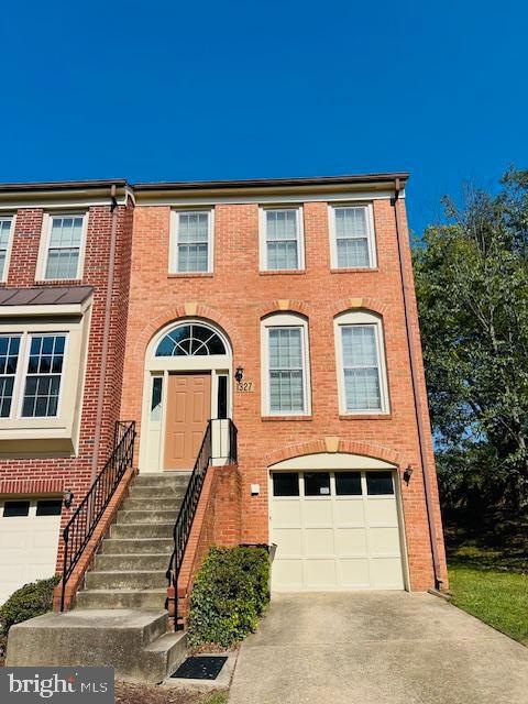 1327 Templeton Place, Rockville, MD 20852 - photo 1