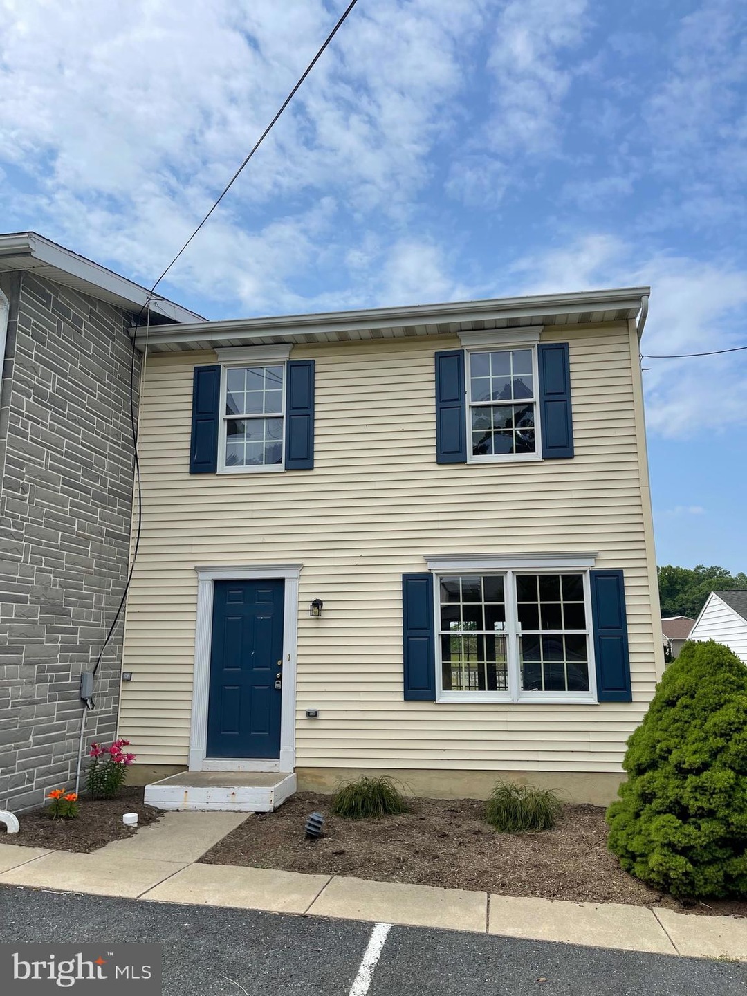 166 S Lime St unit 1, Quarryville, PA 17566 - photo 1