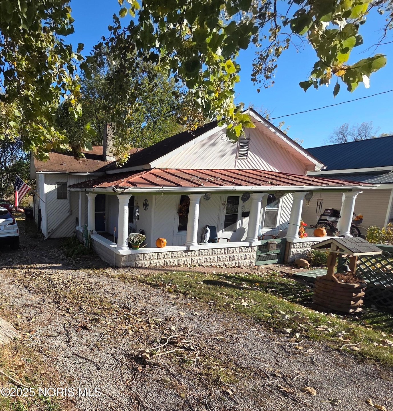 605 Riverside Ave, Defiance, OH 43512 - photo 1