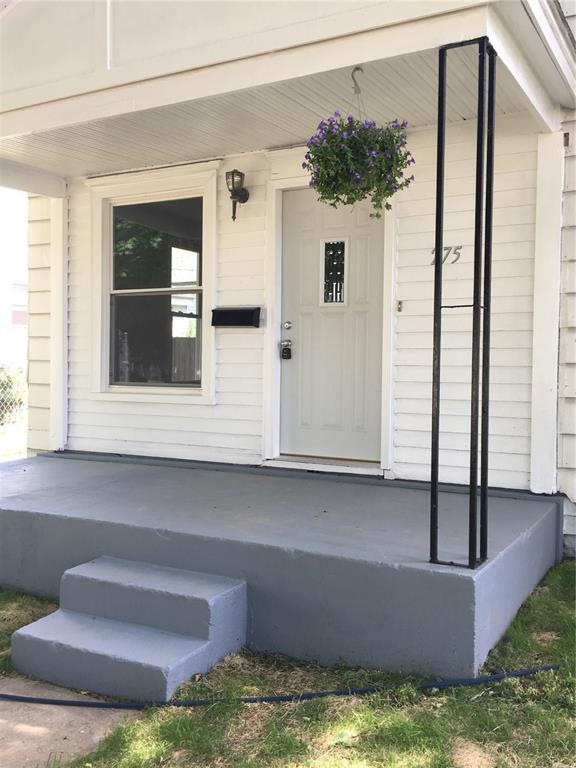 275 12th Ave SW, Cedar Rapids, IA 52404 - photo 1