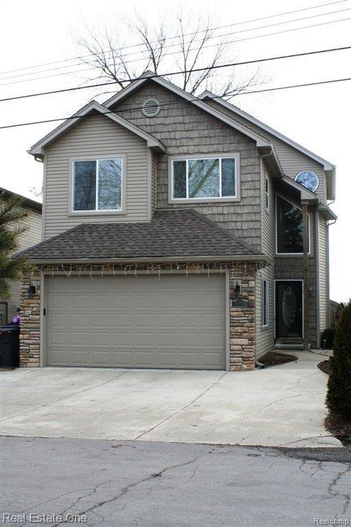 Stonefront Home on Cass Lake Can