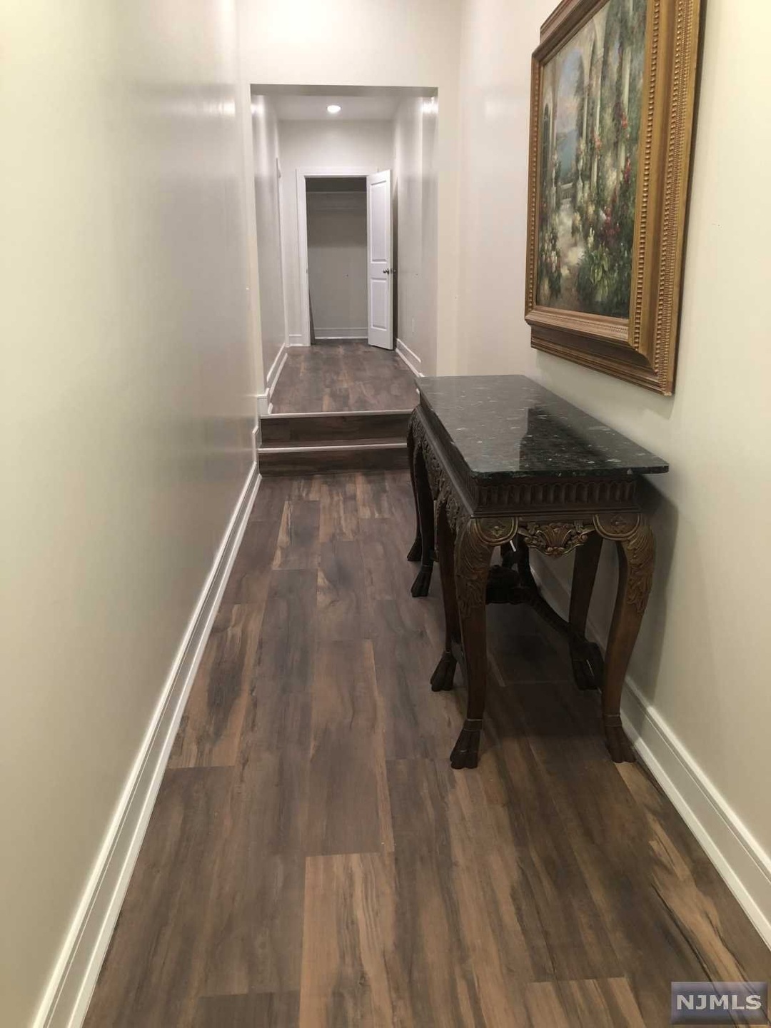 733 Anderson Ave unit 2 B, Cliffside Park, NJ 07010 - photo 1