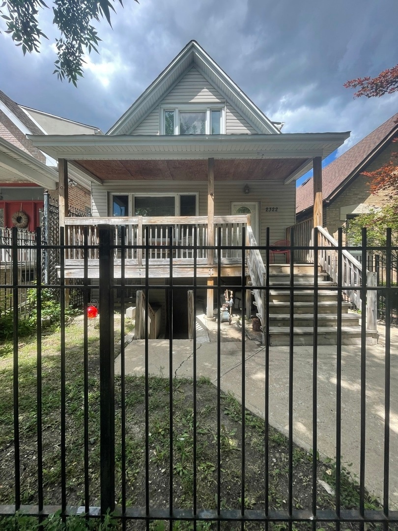 2322 W Polk St, Chicago, IL 60612 - photo 1