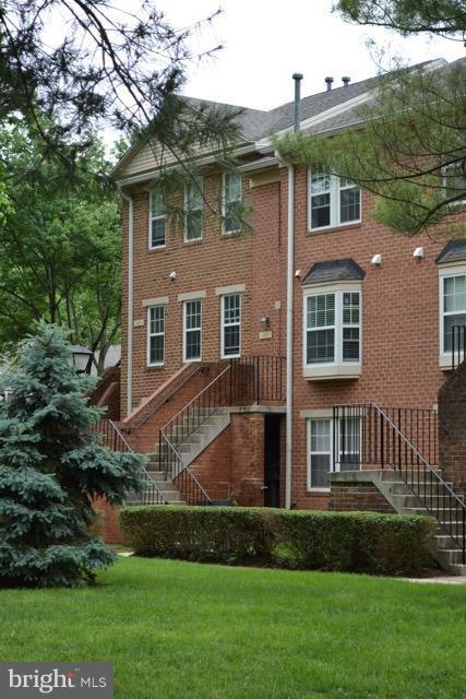 4025 Chesterwood Dr, Silver Spring, MD 20906 - photo 1