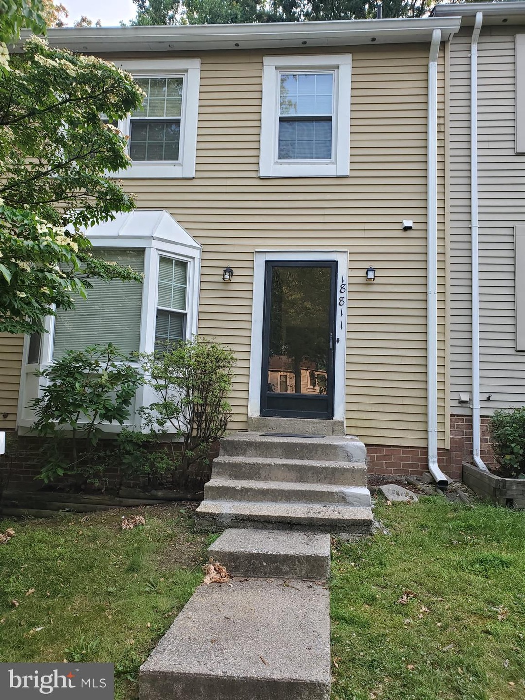 18811 Summer Oak Ct, Germantown, MD 20874 - photo 1