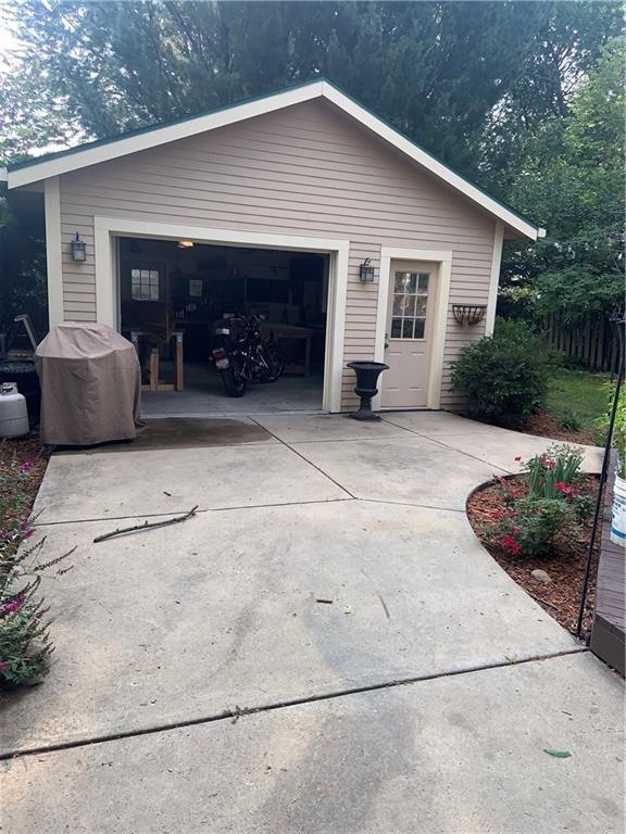 1525 46th St, Des Moines, IA 50311 - photo 1