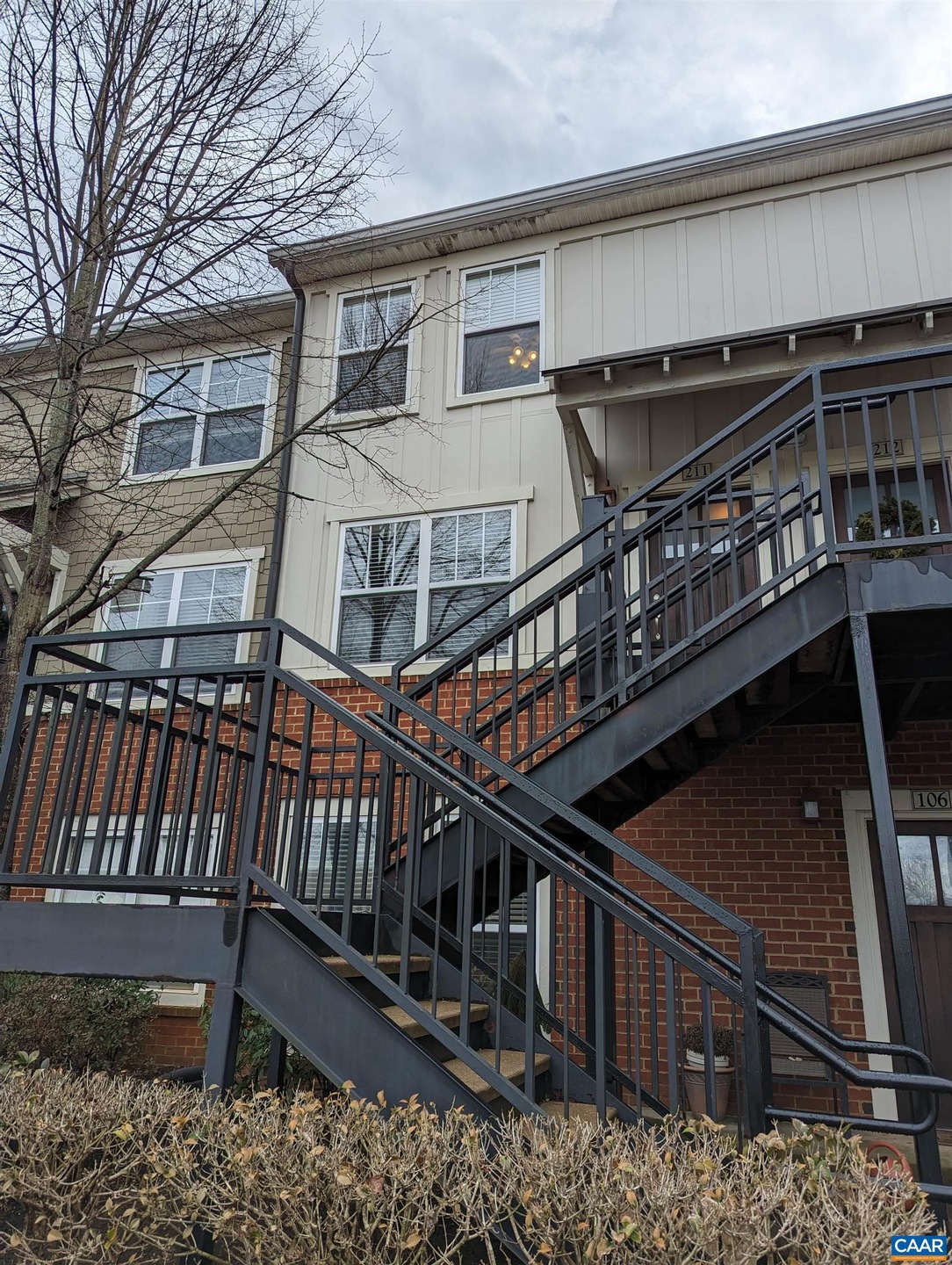 1855 Candlewood Ct unit 211, Charlottesville, VA 22903 - photo 1