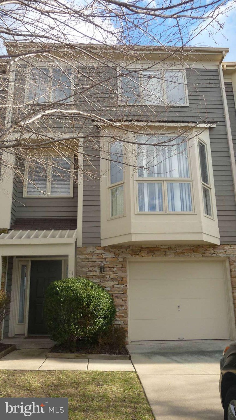 11 Taverngreen Ct, Baltimore, MD 21209 - photo 1