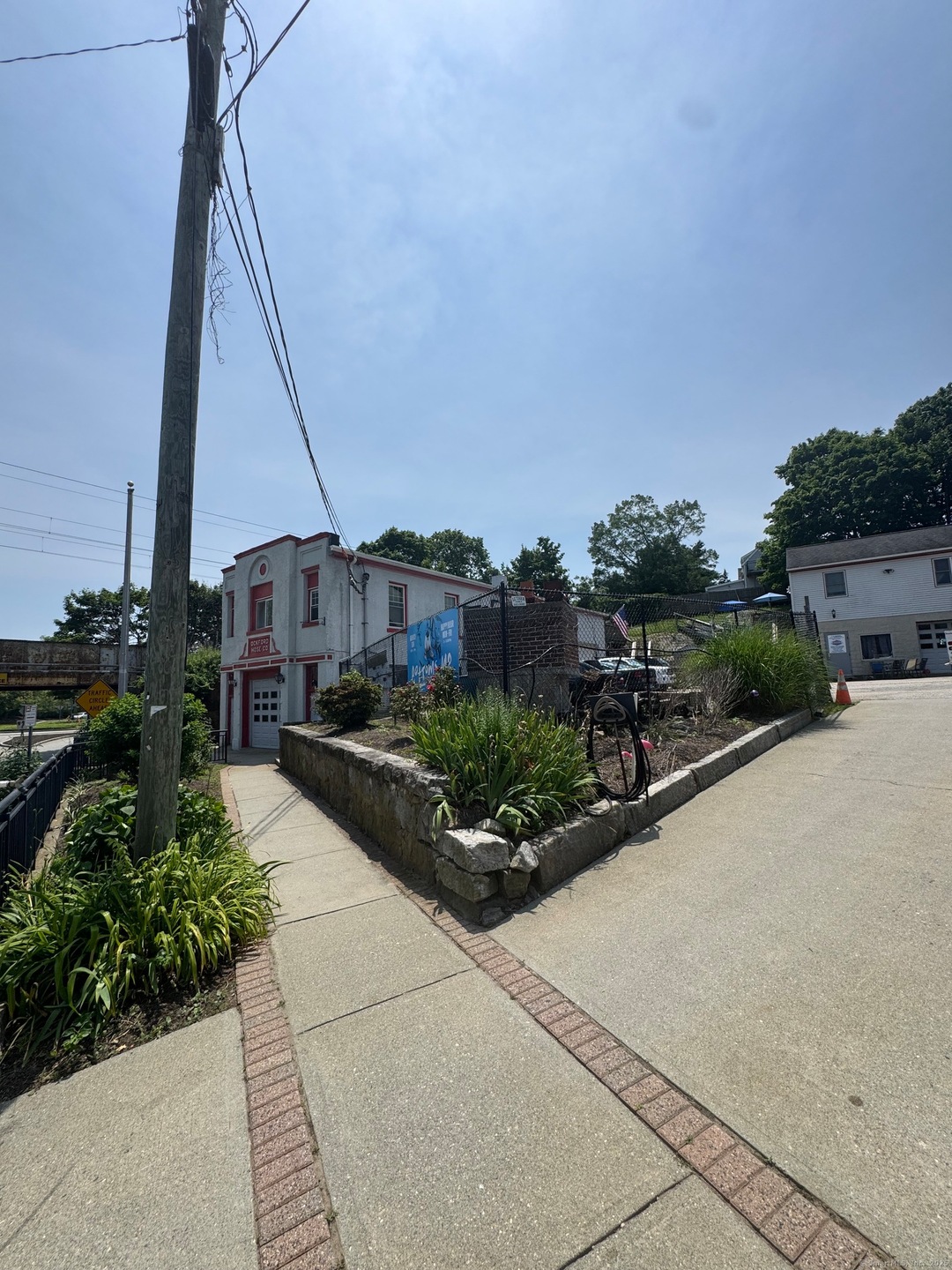 245 Shaw St, New London, CT 06320 - photo 1