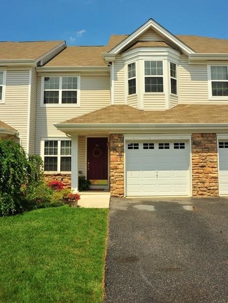 84 Indian Field Dr, Hamburg, NJ 07419 - photo 1