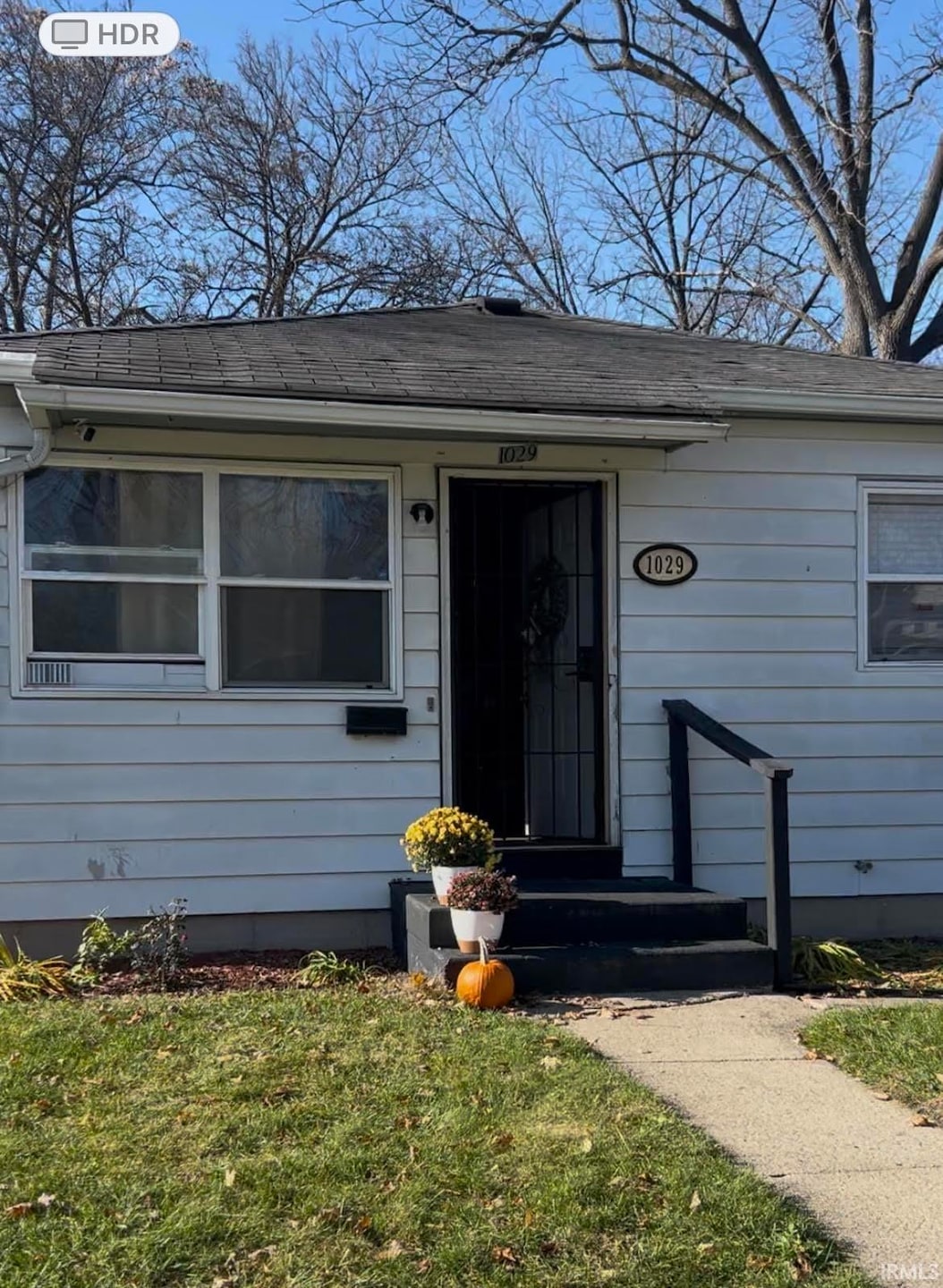 1029 Huey St, South Bend, IN 46628 - photo 1