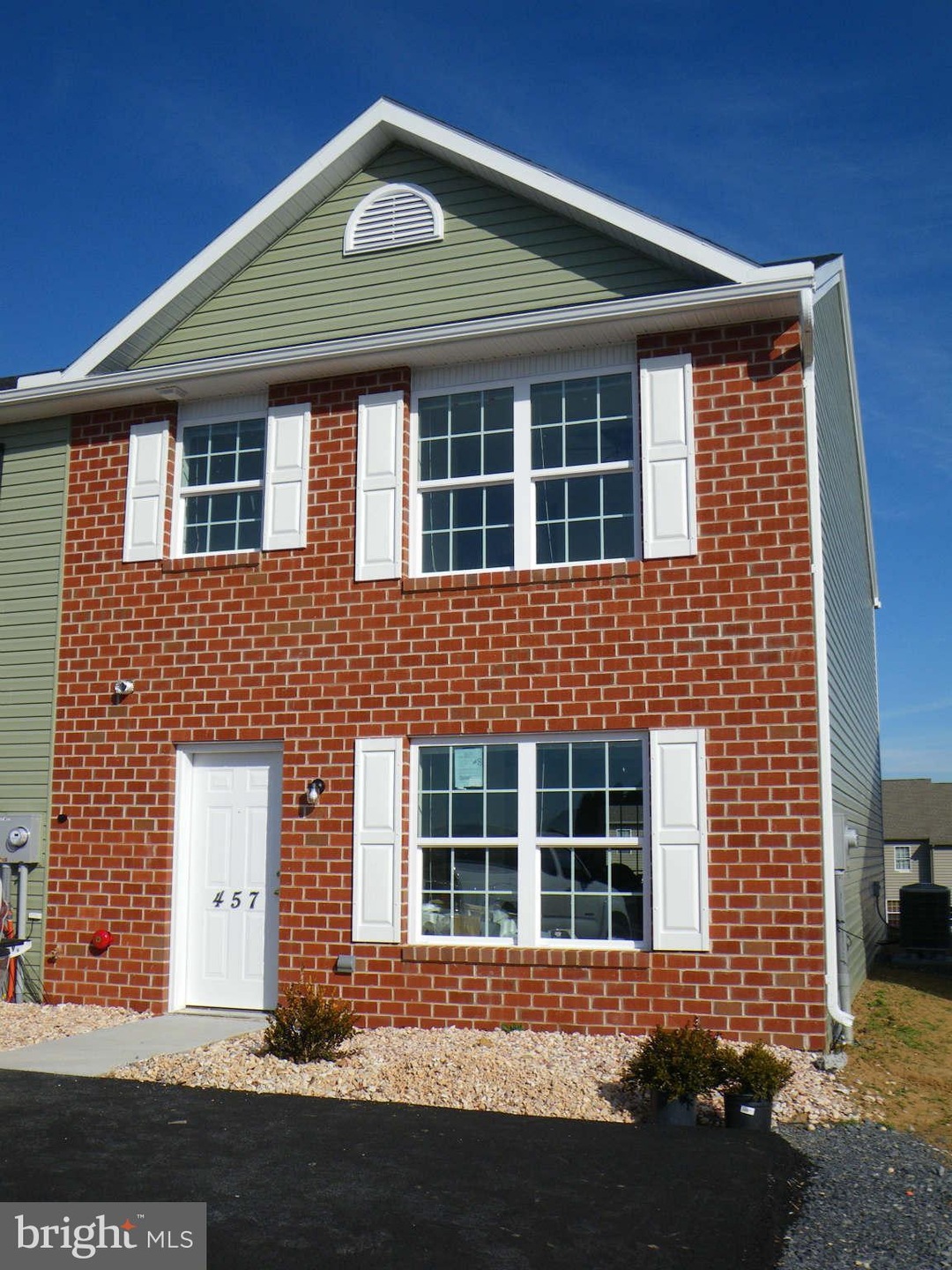 457 Lantern Ln, Chambersburg, PA 17201 - photo 1