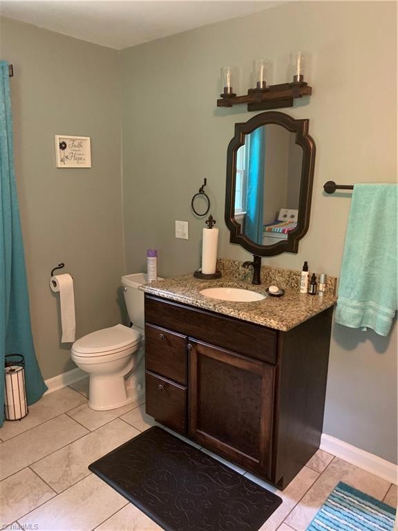 330 Falcon Hills Dr, Asheboro, NC 27205 - photo 1