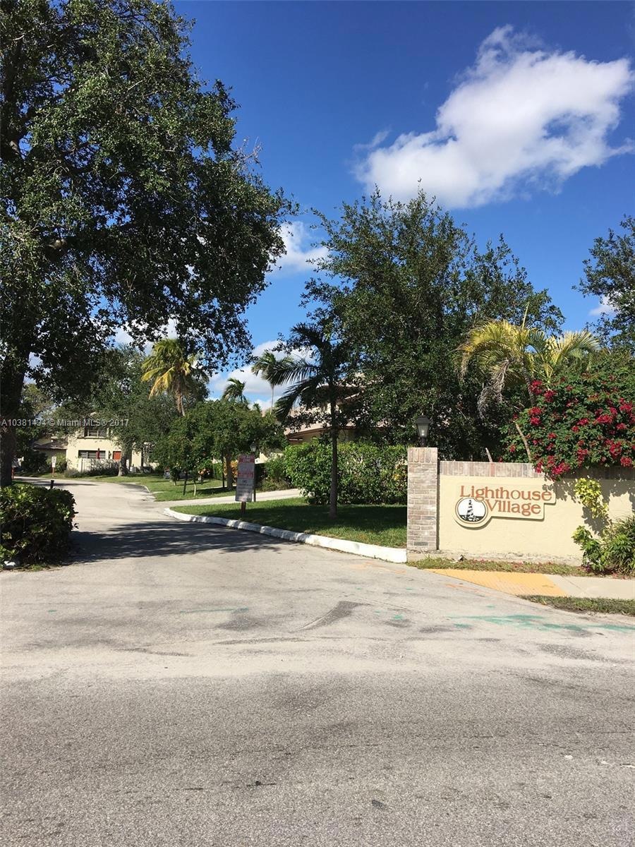 3900 NE 19th Rd unit 106, Pompano Beach, FL 33064 - photo 1