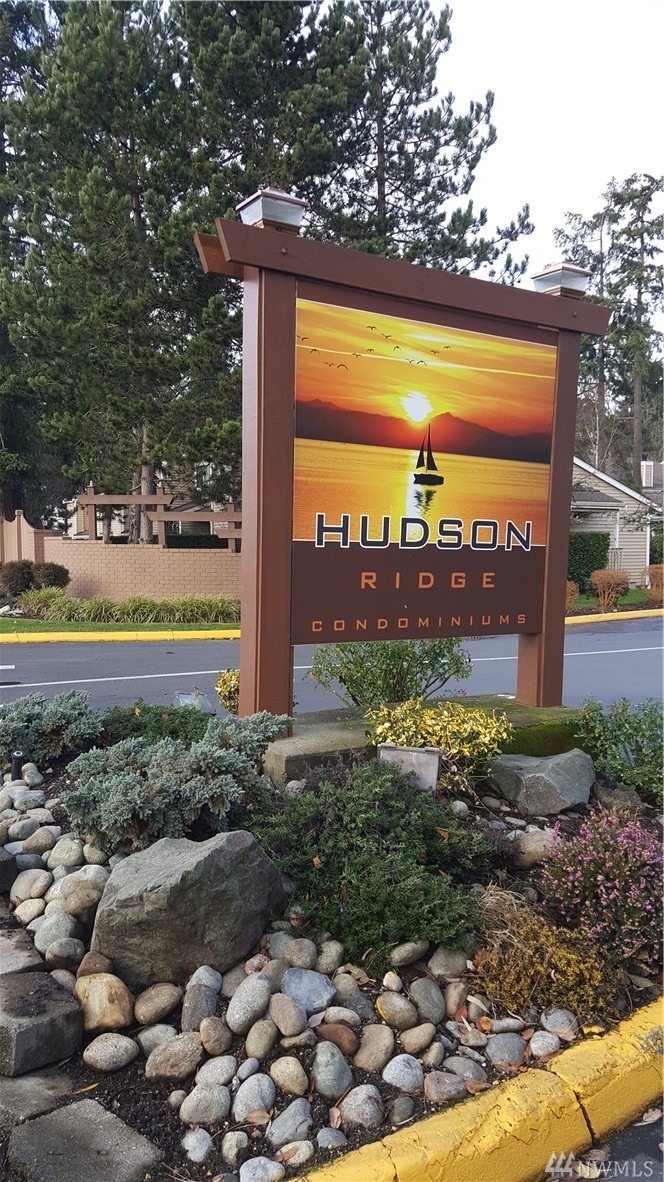 1215 S 237th Ln unit 1301, Des Moines, WA 98198 - photo 1