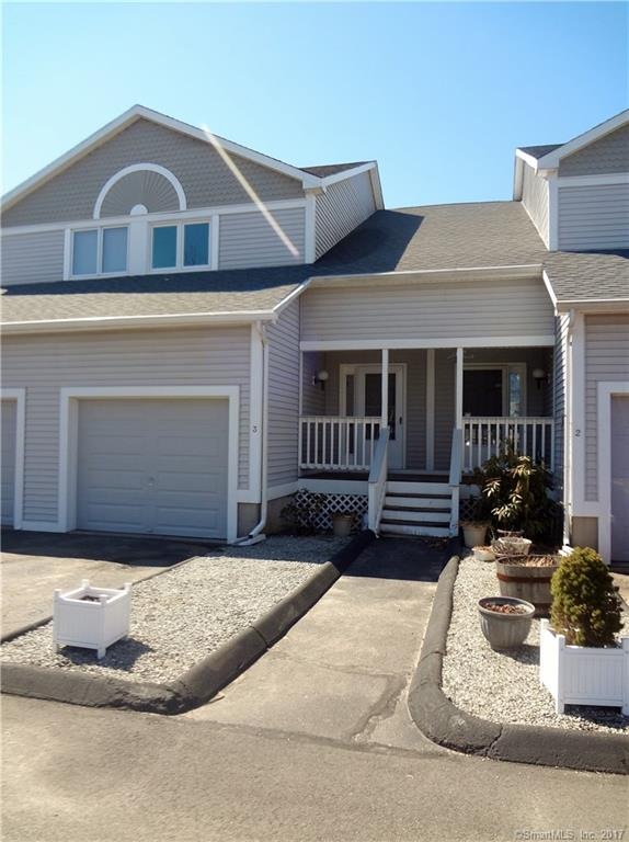 675 Newfield St unit 3, Middletown, CT 06457 - photo 1