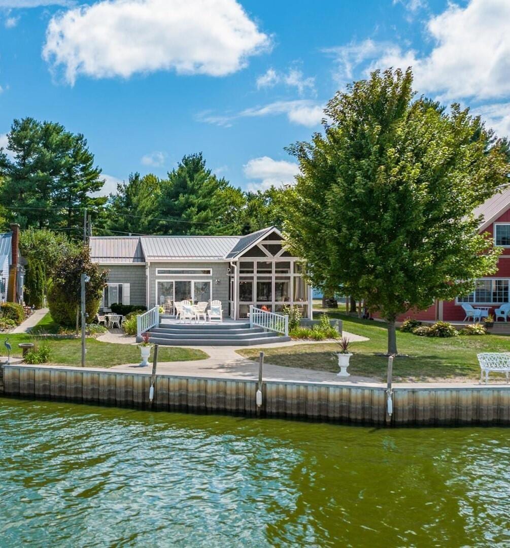 Under Contract $849,900