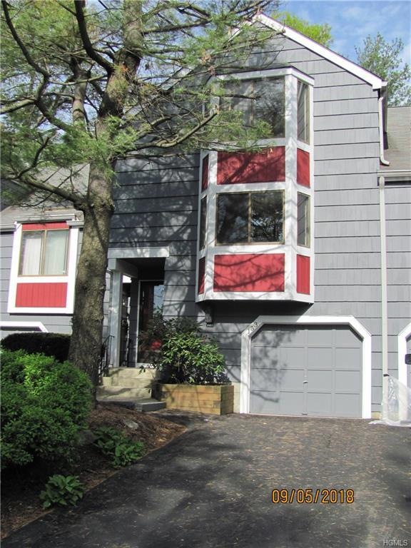 153 Treetop Cir unit 153, Nanuet, NY 10954 - photo 1