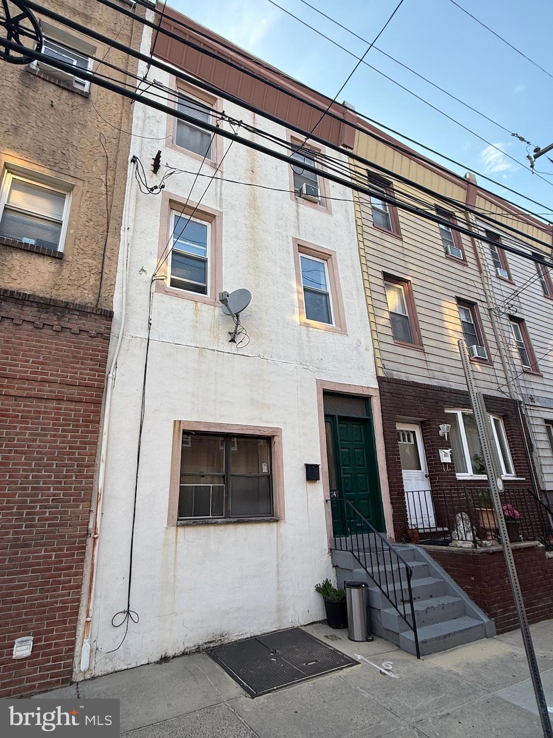 2246 S 15th St, Philadelphia, PA 19145 - photo 1