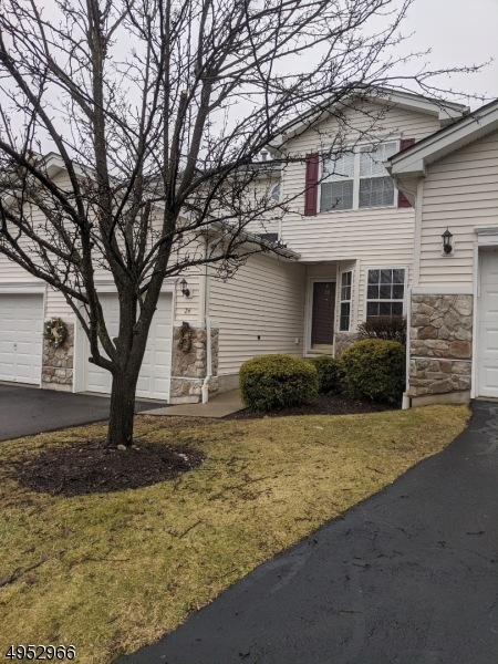 26 Spruce Hills Ct unit 3, Hamburg, NJ 07419 - photo 1