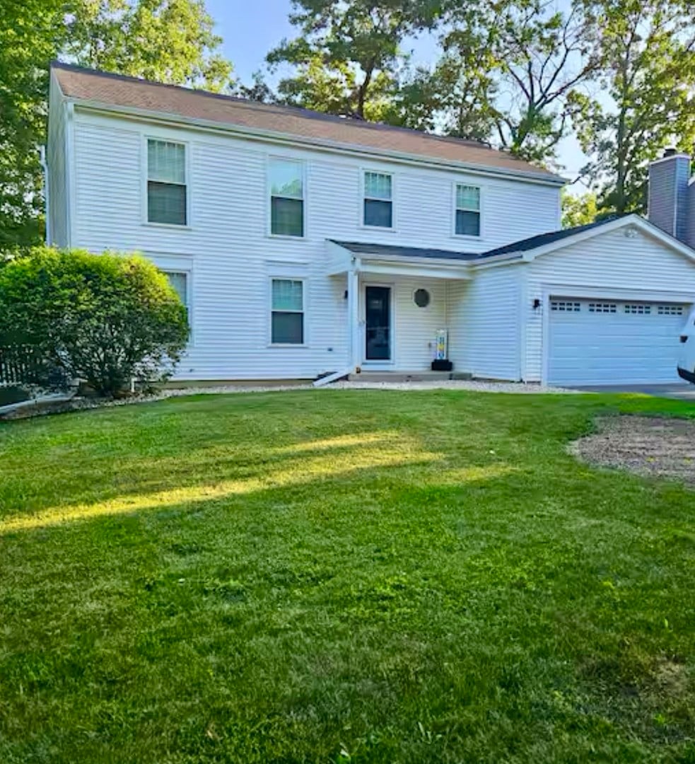 5469 Barnwood Dr, Gurnee, IL 60031 - photo 1