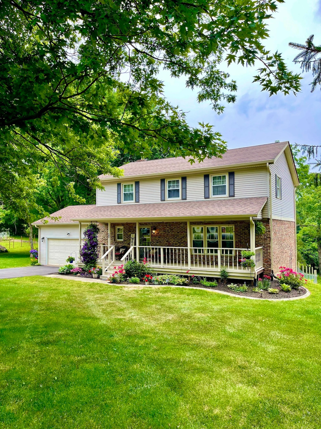 Sold $405,000