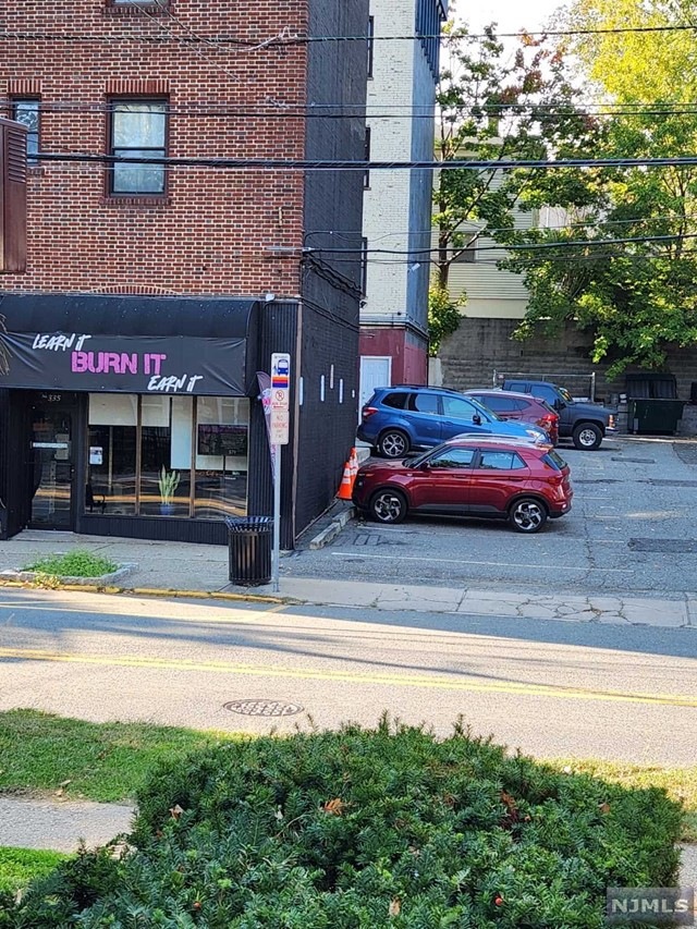 342 Shaler Blvd, Ridgefield, NJ 07657 - photo 1