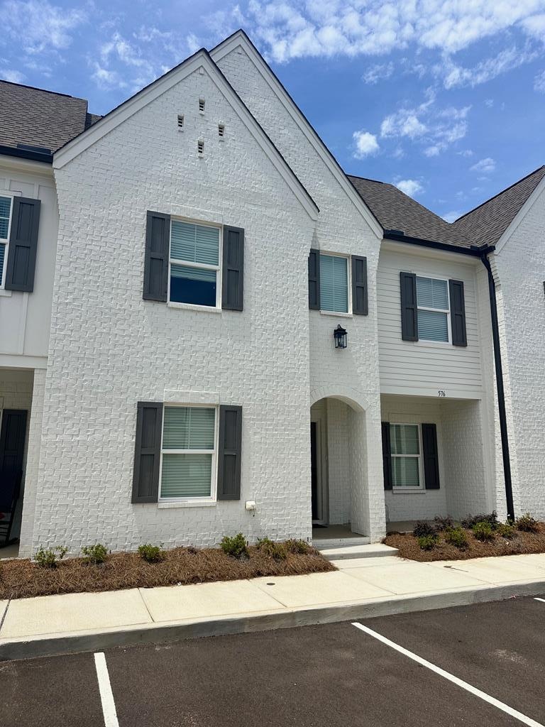 Pending $459,900