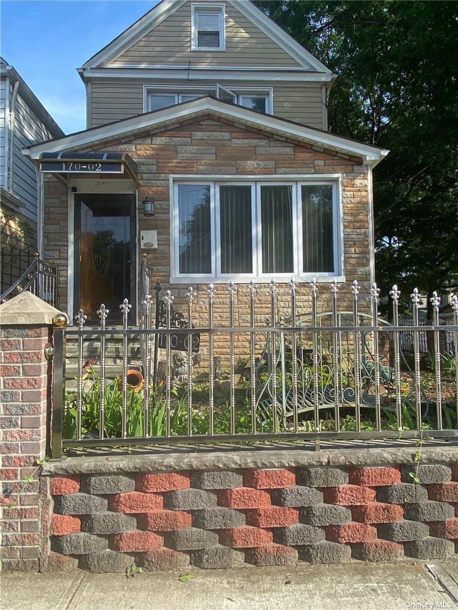 170-02 116th Ave, Jamaica, NY 11434 - photo 1