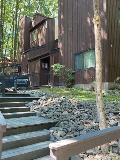 18 Terra Ct, Highland Mills, NY 10930 - photo 1