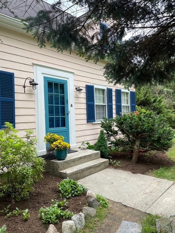 4 Beverly Rd, Newton Highlands, MA 02461 - photo 1