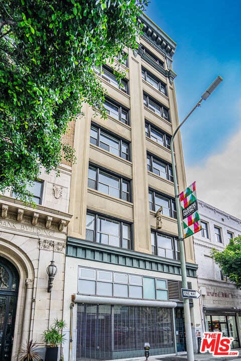 812 S Spring St unit 2, Los Angeles, CA 90014 - photo 1