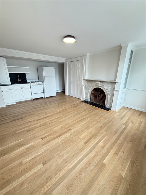 313 Essex St unit 203, Salem, MA 01970 - photo 1