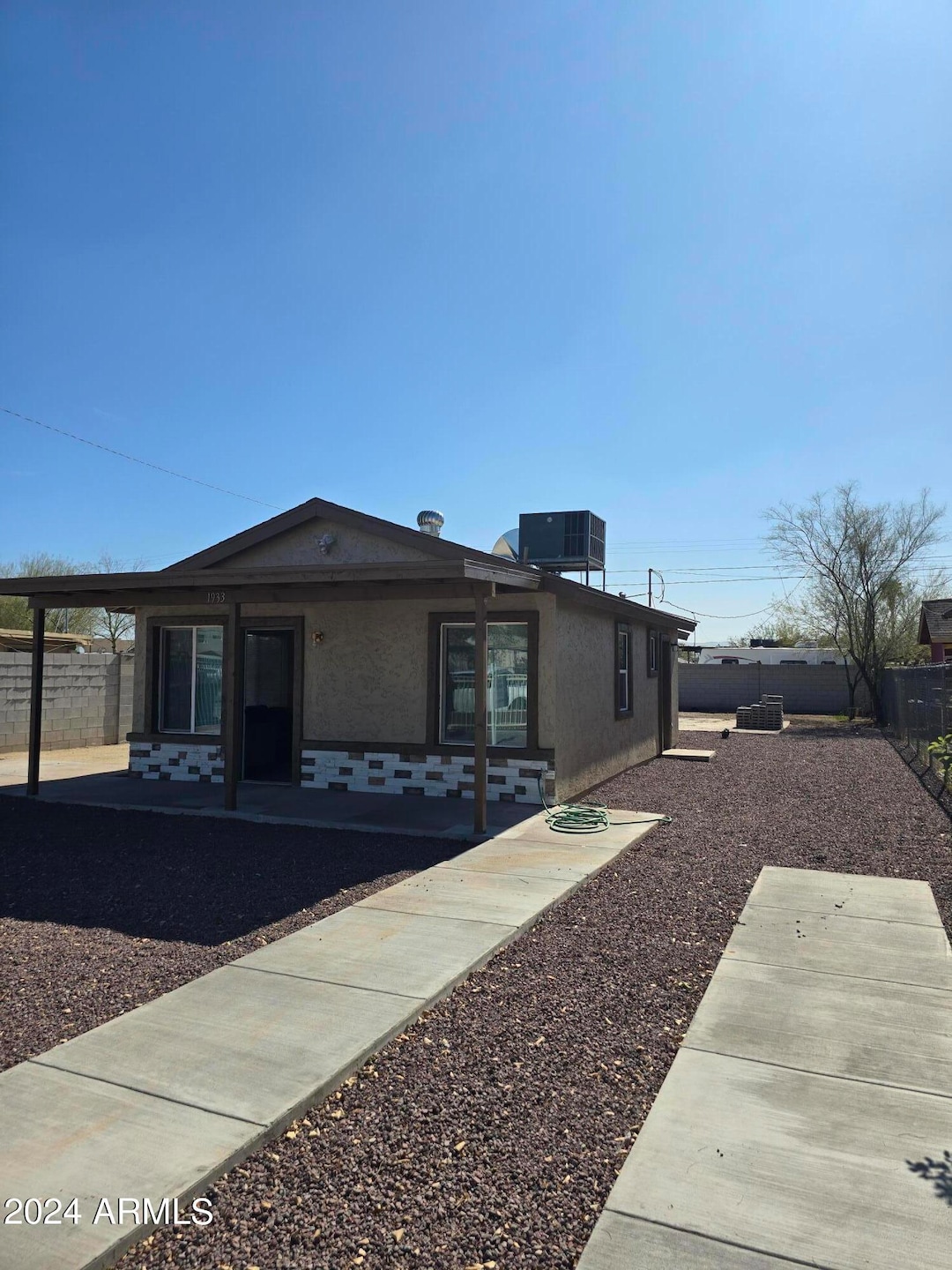 1933 W Hadley St, Phoenix, AZ 85009 - photo 1