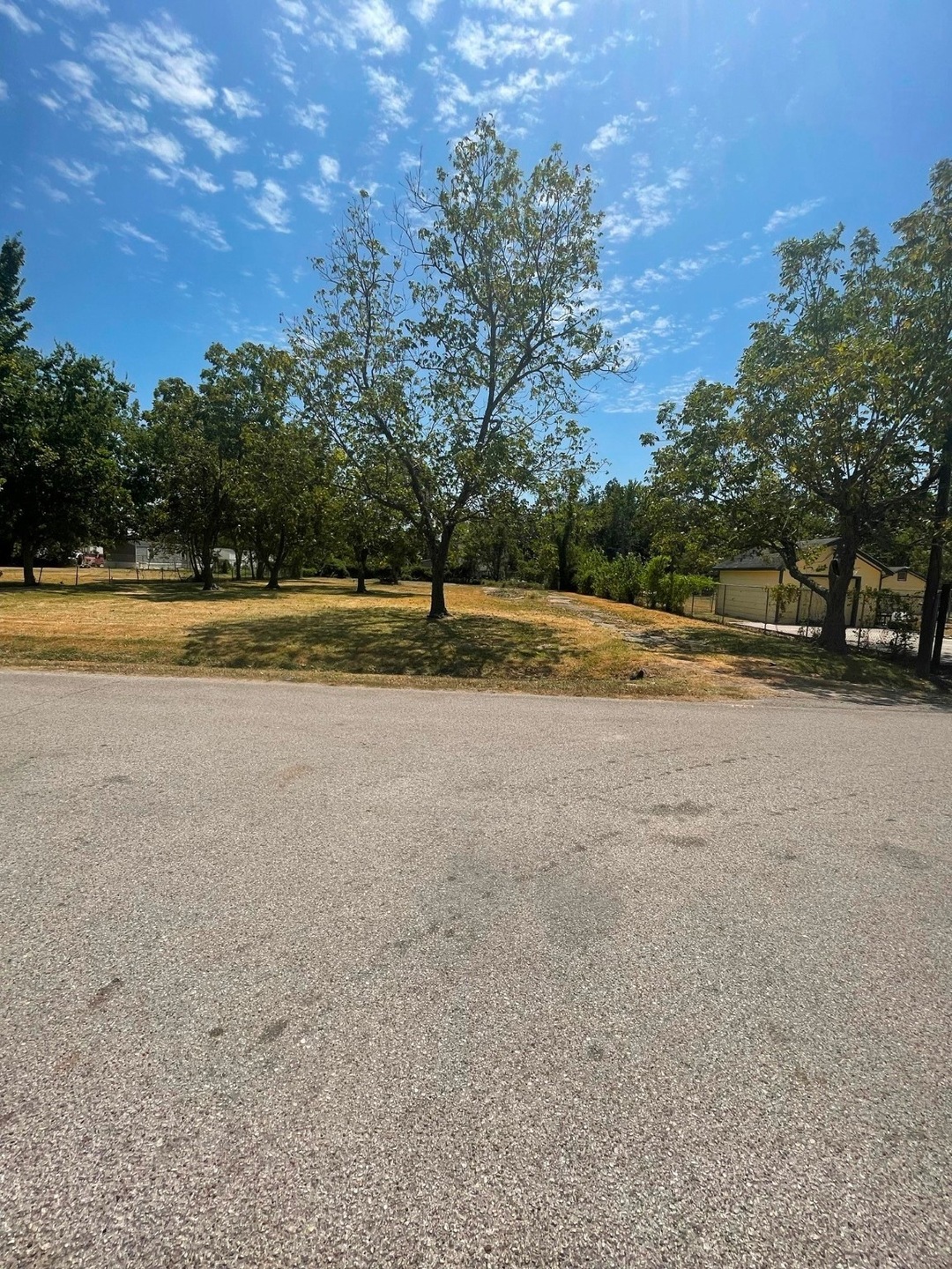 2506 Lone Oak Rd, Houston, TX 77093 - photo 1