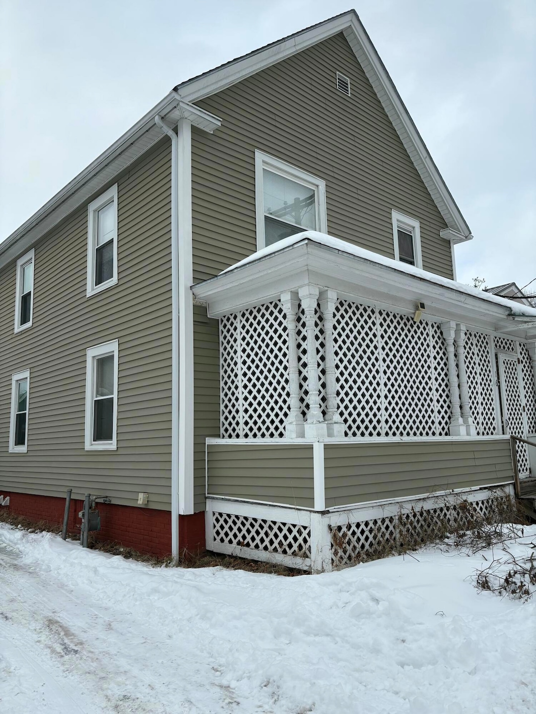 16 Orange St, Lewiston, ME 04240 - photo 1