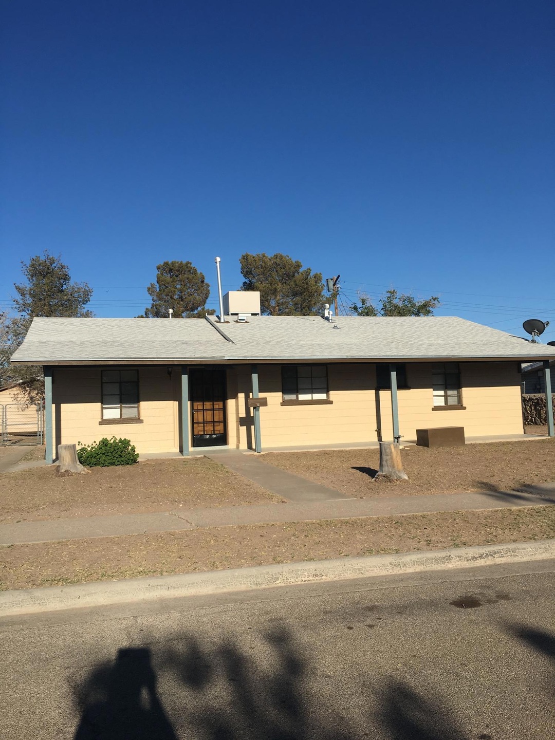 1110 Del Rio St, El Paso, TX 79915 - photo 1