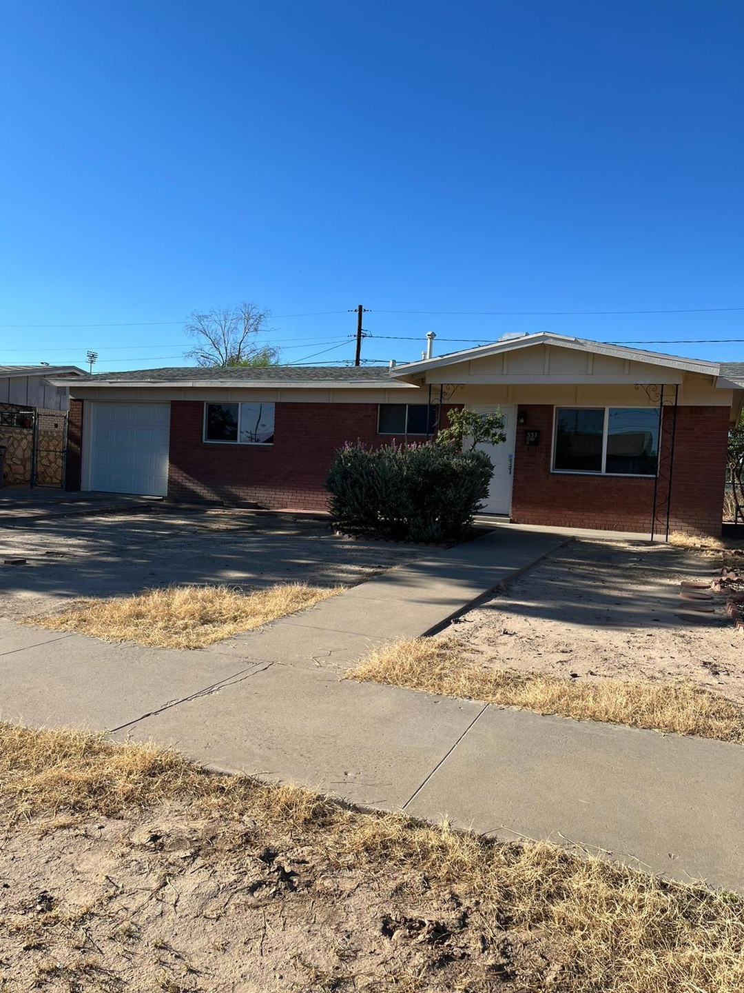 337 Gladys Ave, El Paso, TX 79915 - photo 1
