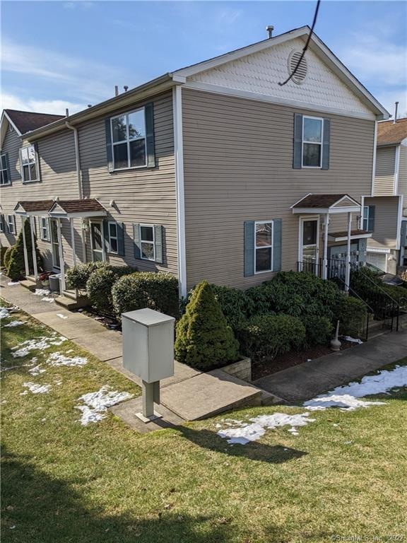 5 Rockland Rd unit A1, Norwalk, CT 06854 - photo 1