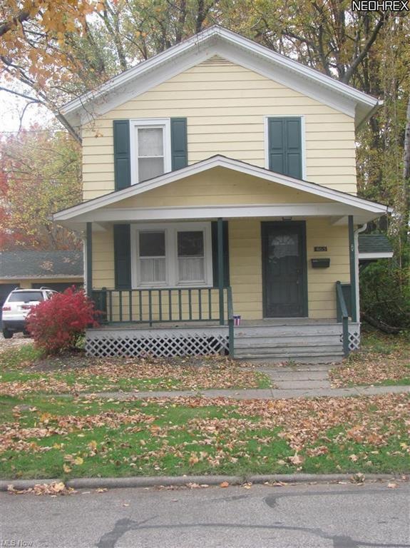 463 Vine St, Geneva, OH 44041 - photo 1