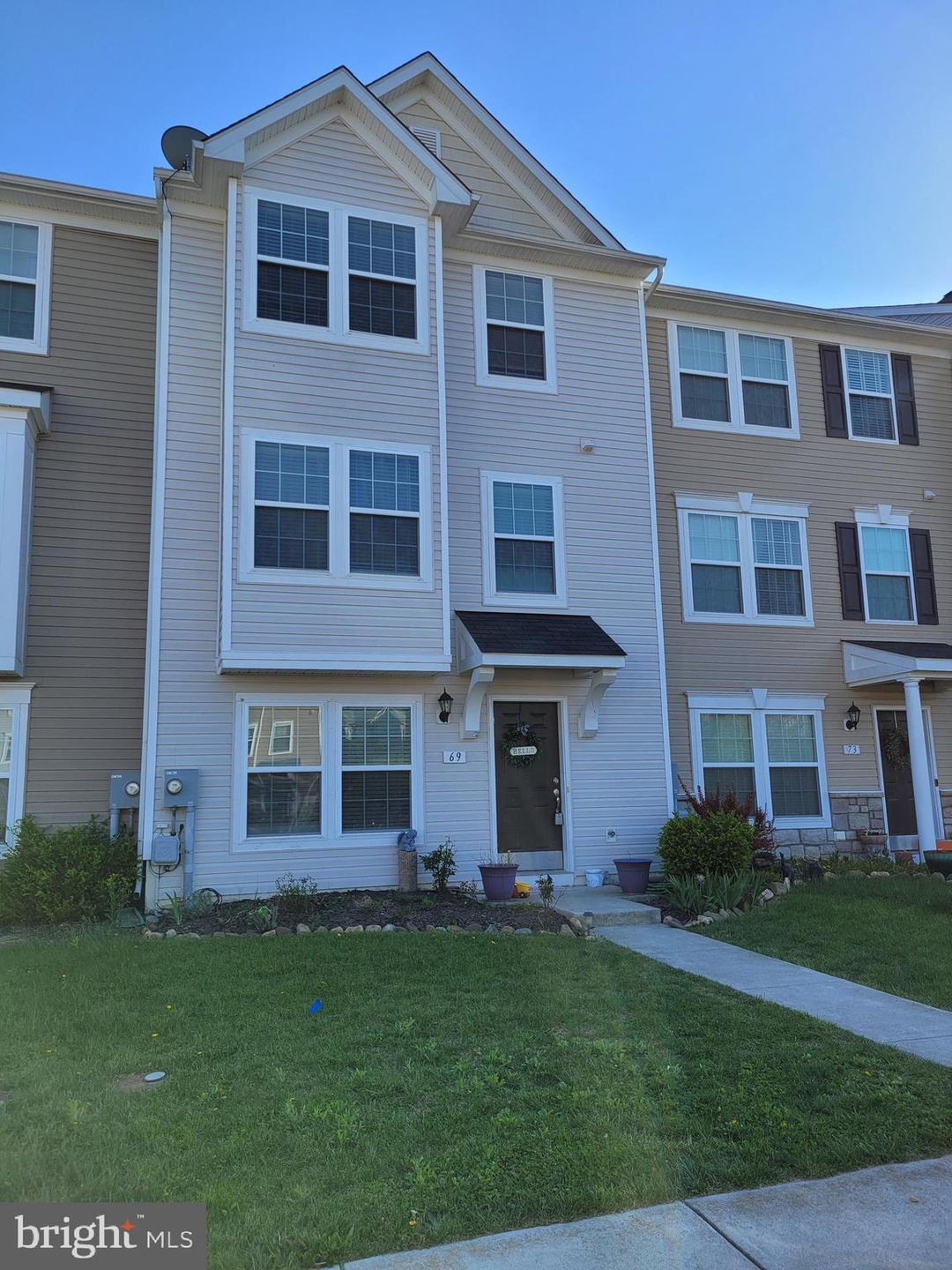 69 Private, Bunker Hill, WV 25413 - photo 1