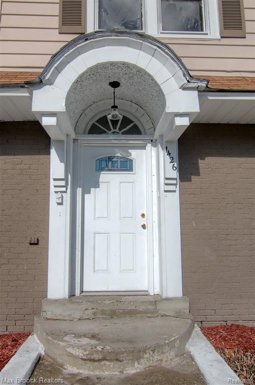 Front_Entry.jpg
