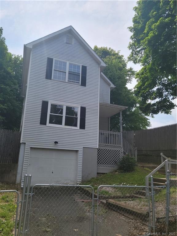 124 Dikeman St, Waterbury, CT 06704 - photo 1