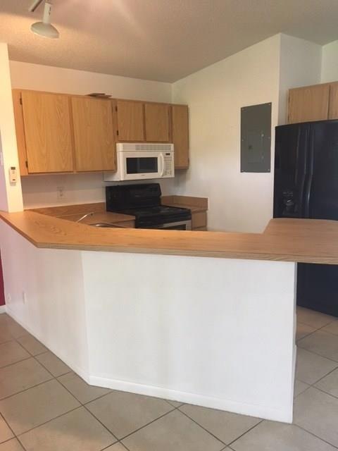 22252 Woodspring Dr unit B, Boca Raton, FL 33428 - photo 1