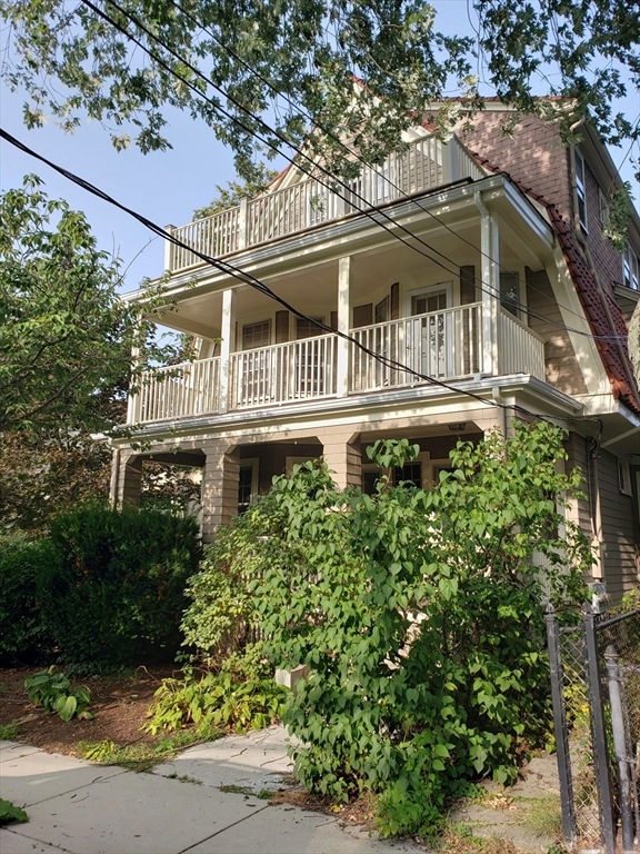 177 Lakeview Ave unit 2, Cambridge, MA 02138 - photo 1